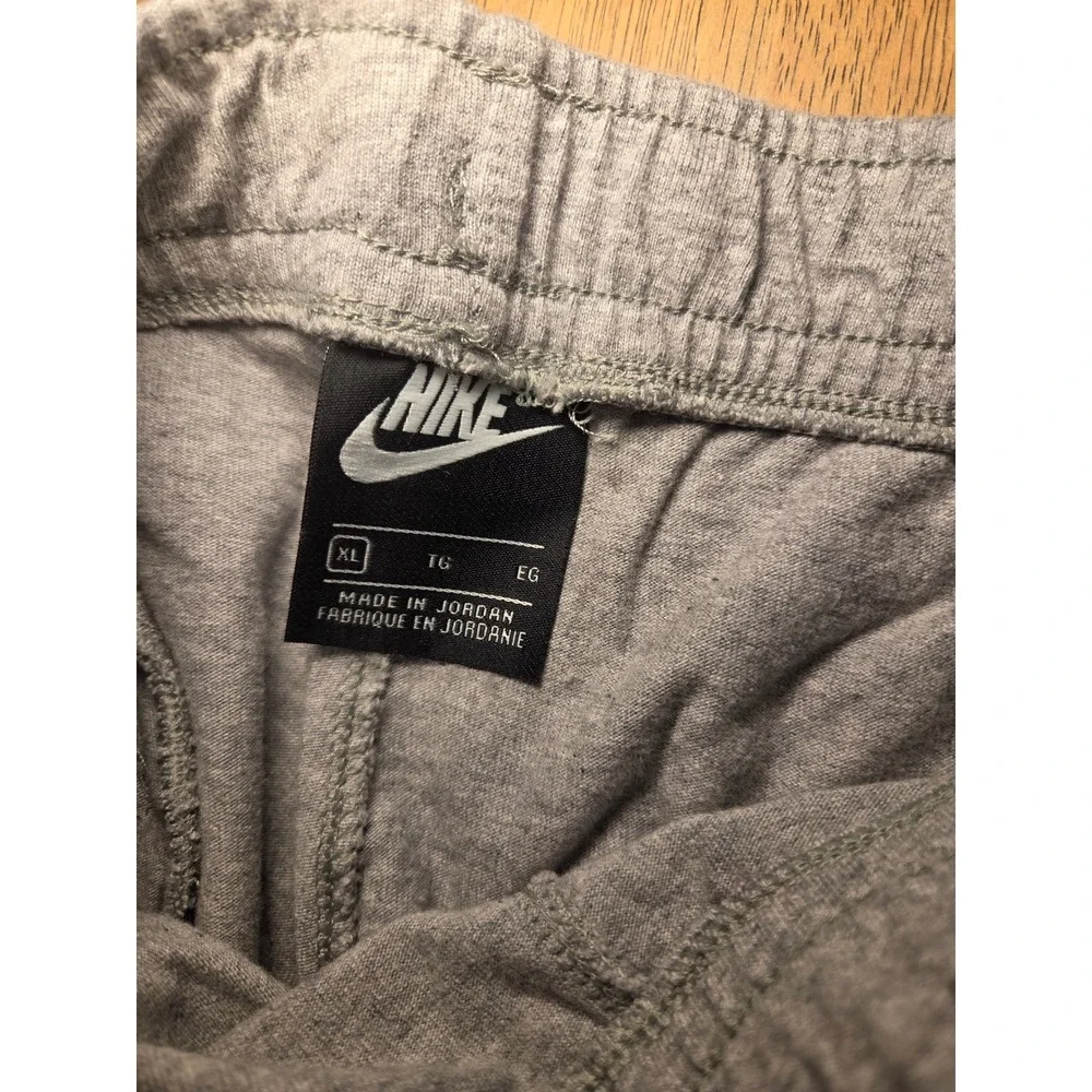 Nike Mens Sportswear Jersey Shorts Heather Grey XL Embroidered Logo BV2772-063